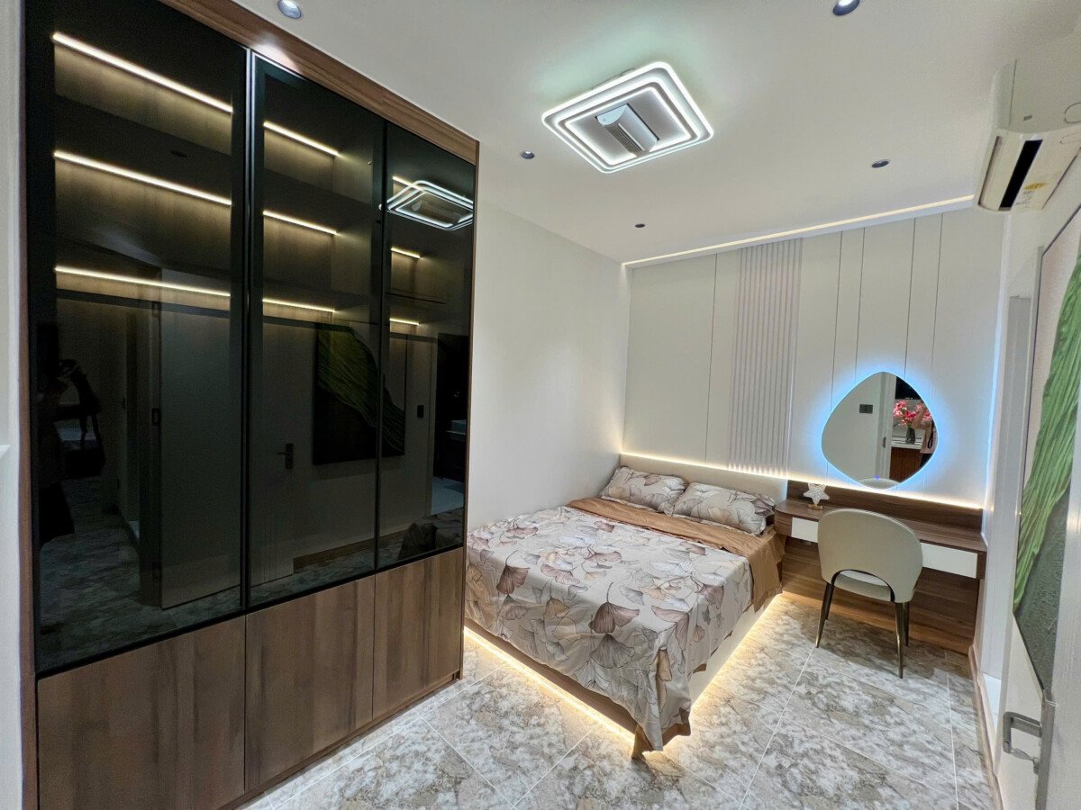 phong ngu can ho ban 33 - Bán nhanh căn hộ chung cư Sky Garden 1, diện tích 100m2, 03pn, giá 8.6 tỷ, nội thất cao cấp.