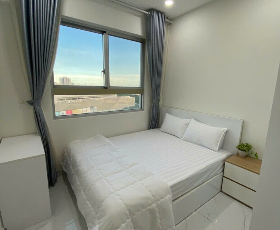 phong ngu can ho ban 42 900x738 - Cho thuê căn hộ chung cư Scenic Vallety 2, 02pn, giá 20tr/tháng, tầng cao, view Crescent Mall