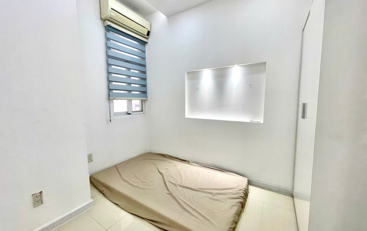 phong ngu can ho can ban 19 1170x738 - Bán căn hộ chung cư Scenic Valey 1, diện tích 71m2, 02pn, giá 6.6 tỷ, view nhìn về Crescent Mall.