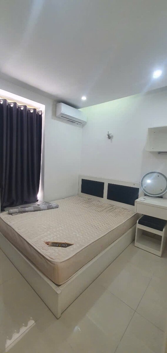 phong ngu can ho can ban 21 - Bán nhanh căn hộ chung cư Sky Garden 3 , diện tích 71m2, giá 5.350 tỷ, nhà đang có hợp đồng thuê.