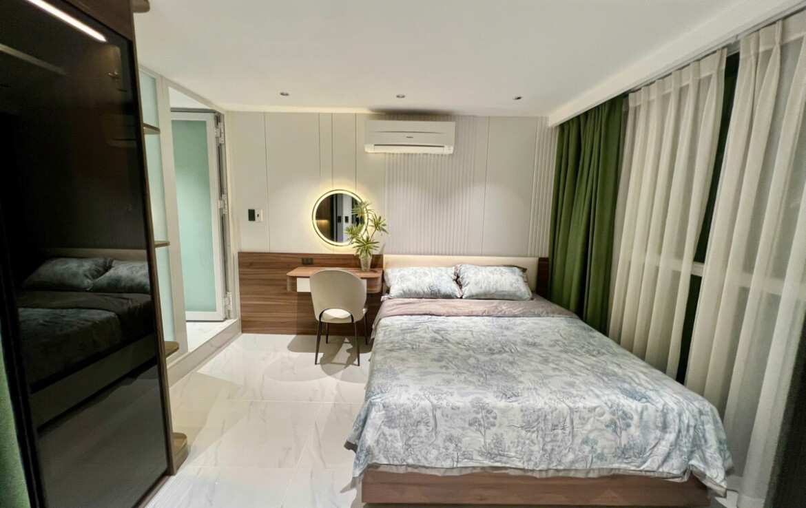 phong ngu can ho can ban 23 1170x738 - Bán nhanh căn hộ chung cư Sky Garden 1, diện tích 100m2, 03pn, giá 8.6 tỷ, nội thất cao cấp.