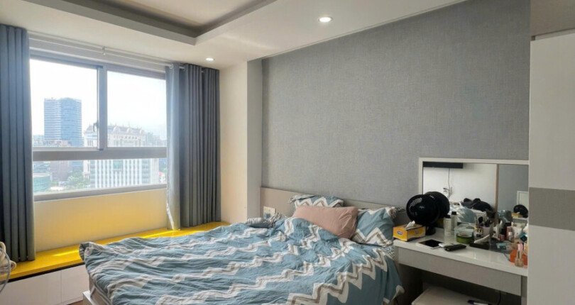 Bán căn góc 77m2, chung cư Scenic Valley 2, 02pn, giá 7 tỷ, đầy đủ nội thất, xem nhà dễ.