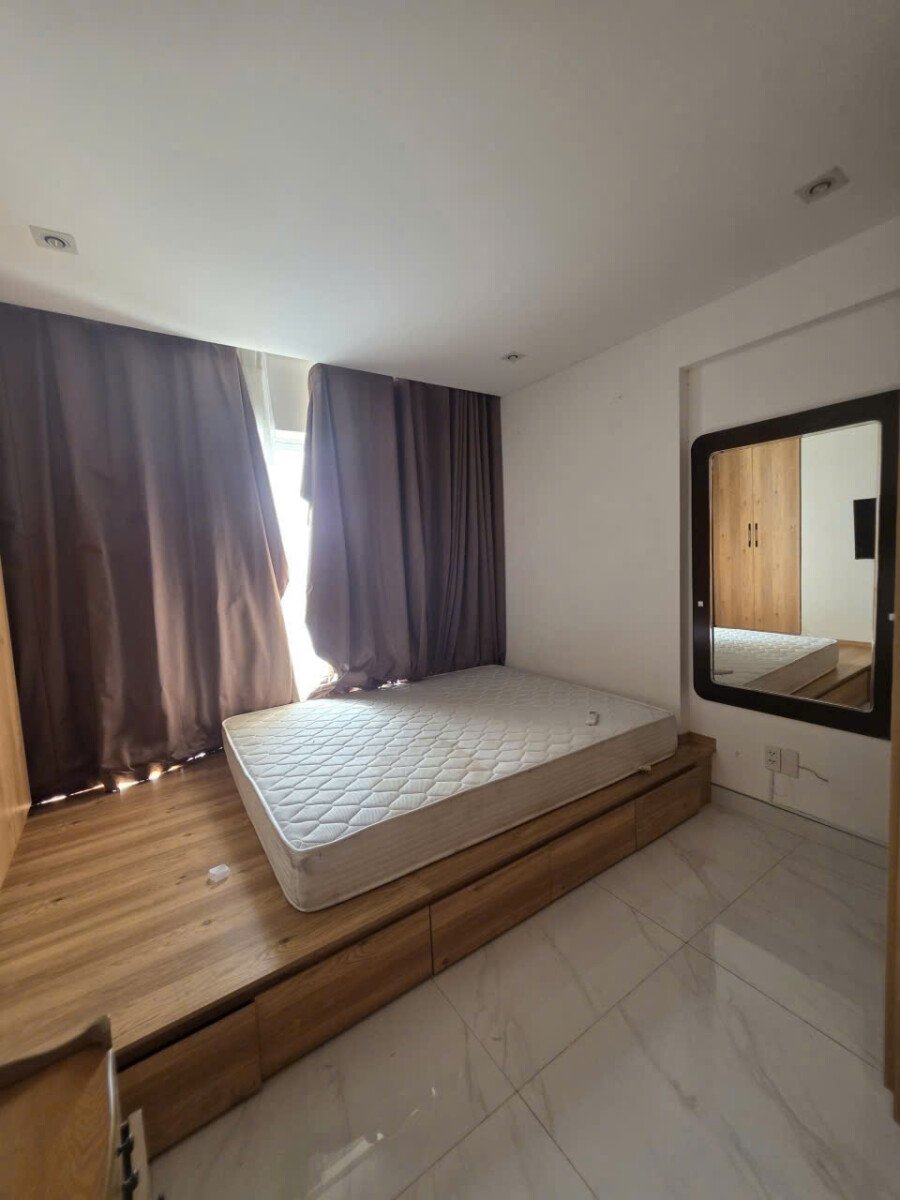 phong ngu nho 3 - Giảm giá bán gấp căn hộ 3pn - 135m2 lầu 23 chung cư Happy Valley, có phòng xông hơi