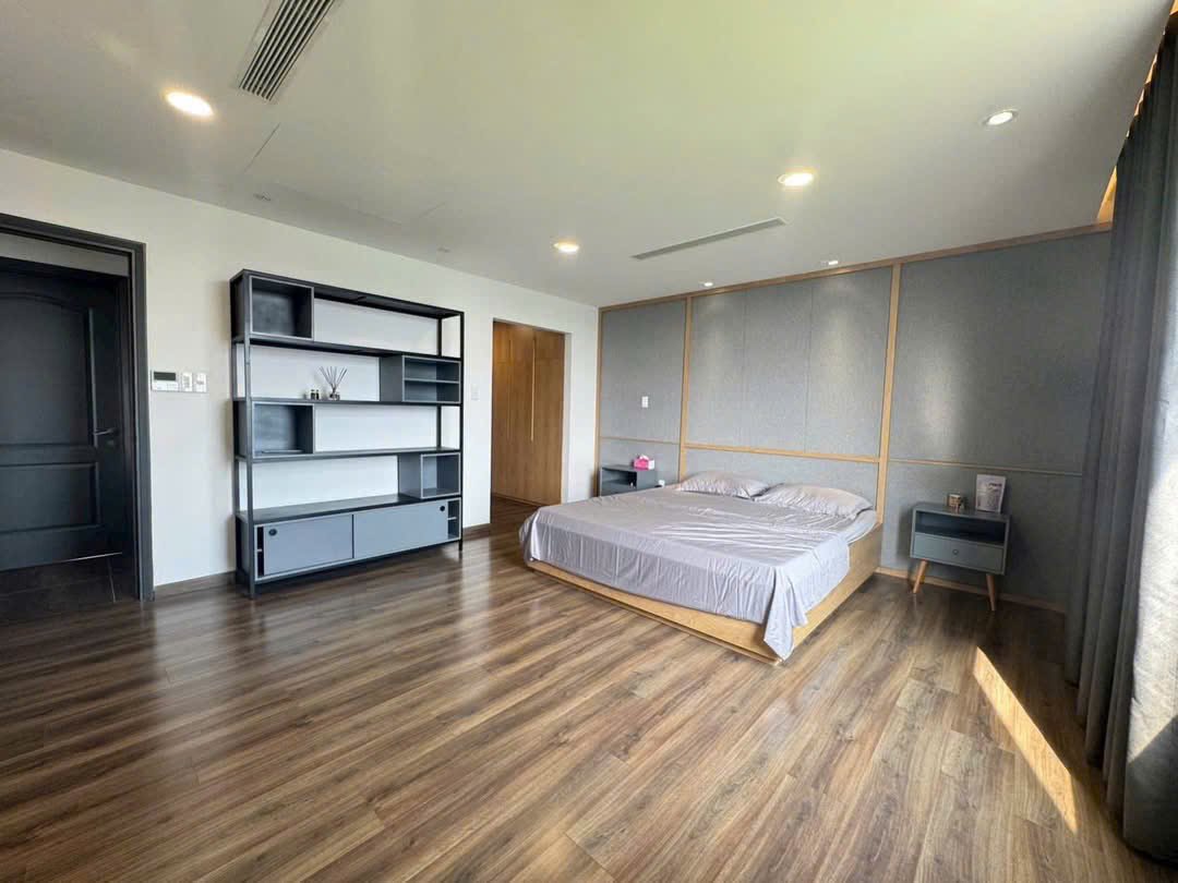 phong ngu rong rai - Giá mua bán căn hộ 3pn tòa O chung cư The Panorama phường Tân Hưng T12/2025