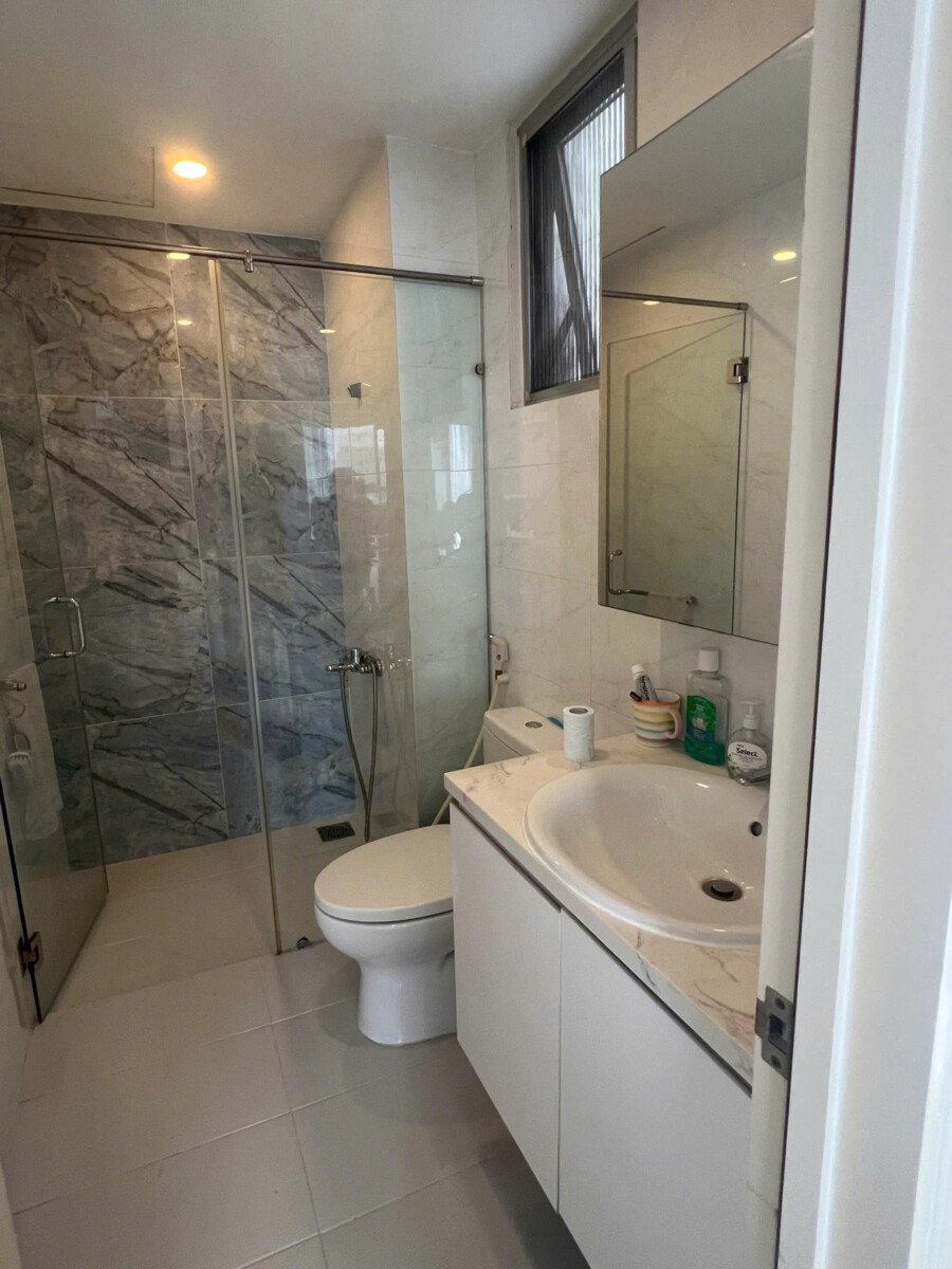 tollet can ho can ban - Bán căn góc 77m2, chung cư Scenic Valley 2, 02pn, giá 7 tỷ, đầy đủ nội thất, xem nhà dễ.
