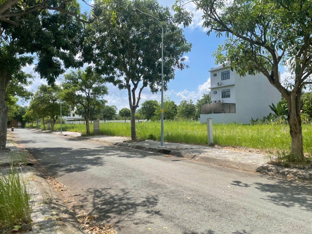 vi tri dat nen mat duong so 8 - Giá mua bán đất nền nhà phố dãy A3 mặt Đường số 8 kdc Phú Xuân Vạn Phát Hưng Nhà Bè T12/2025