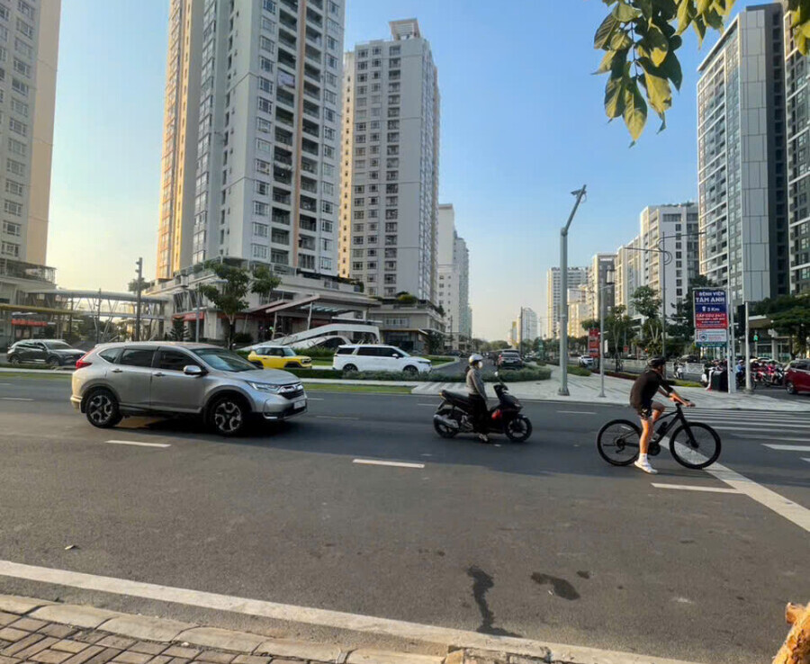 vi tri shophouse lien ke duong nguyen luong bang 900x738 - Giá mua bán Shophouse khối đế chung cư Riverside Residence phường Tân Mỹ T12/2025