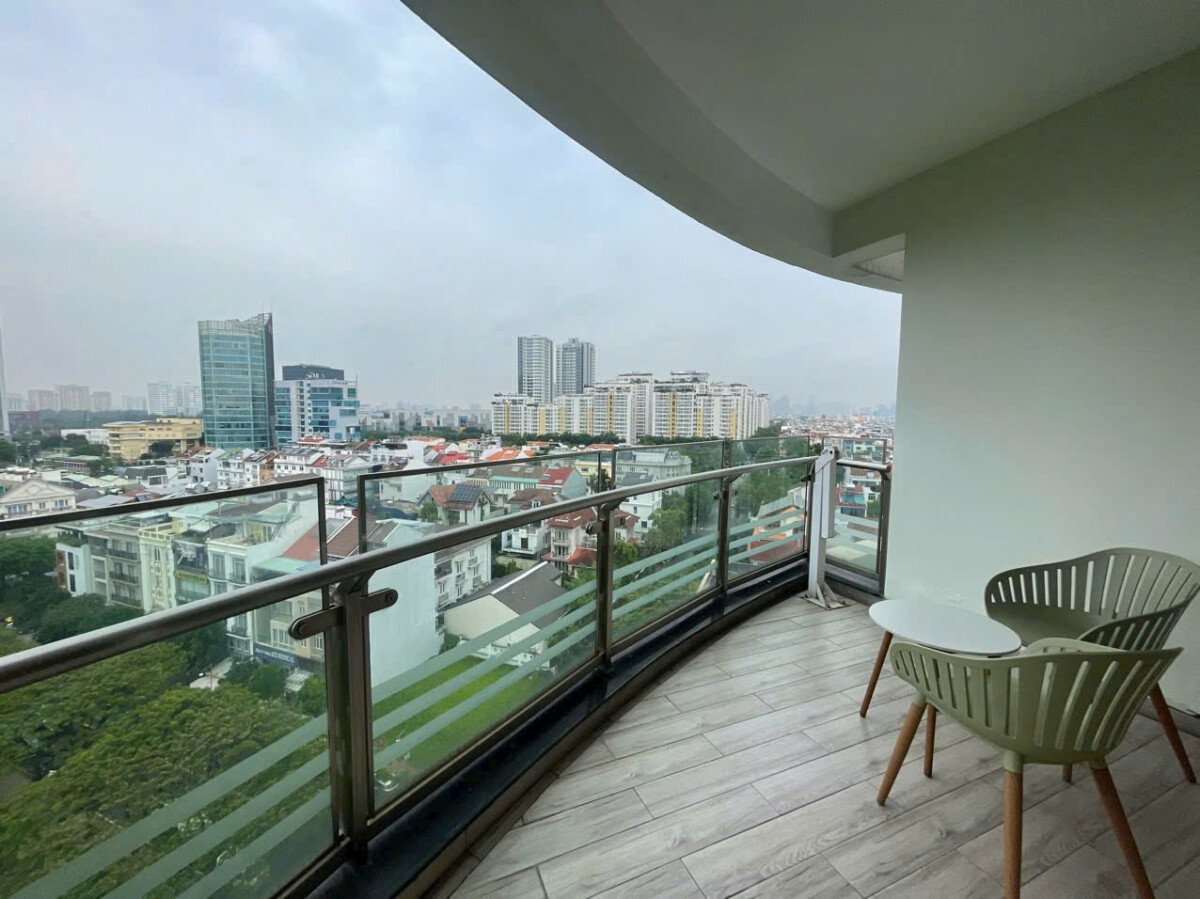 view can ho ban - Cần bán gấp căn hộ chung cư River Park Residences, 134m2, giá 16.5 tỷ, 03pn, nhà đẹp, view sông.