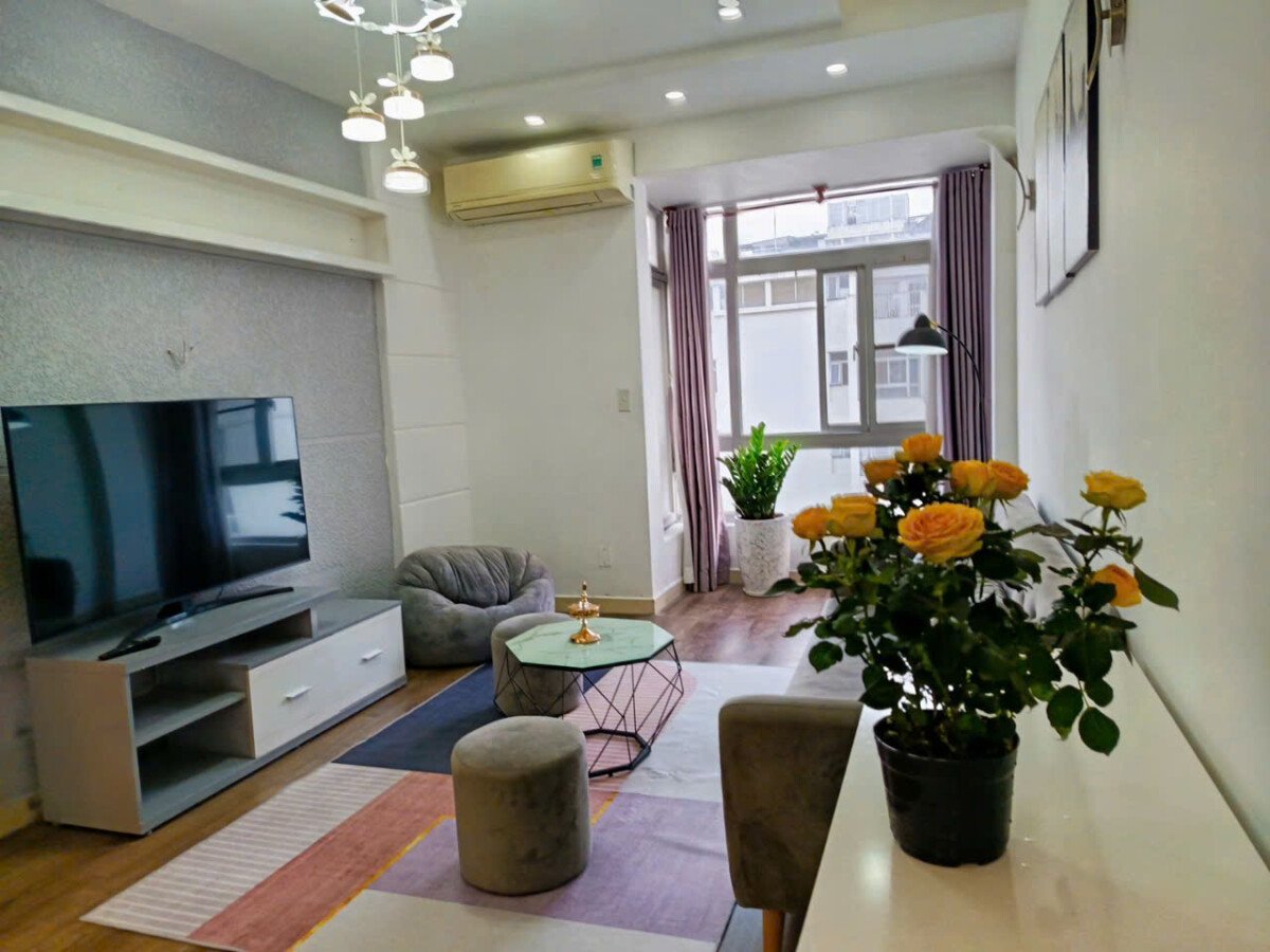 z7295864361047 d99b7d334af08bf0254dac2fc70deae5 - Cần bán nhanh căn hộ 71m2, chung cư Sky Garden 2, 02pn, giá 5.2 tỷ, nhà đẹp, đủ nội thất.