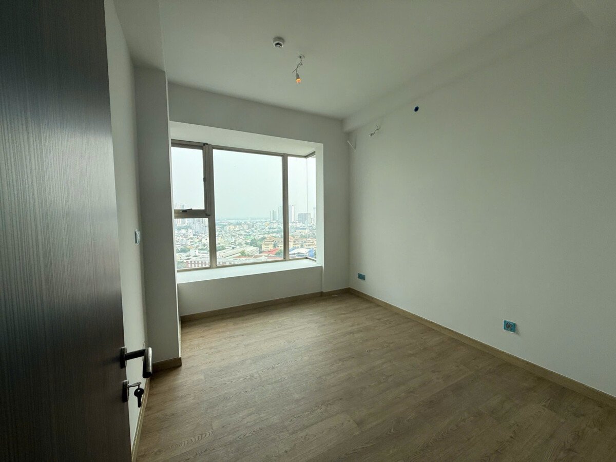 3pn can ho co cua so thoang mat - Giá mua bán căn hộ 3pn số 05 tòa C chung cư The Peak phường Tân Mỹ T1/2026