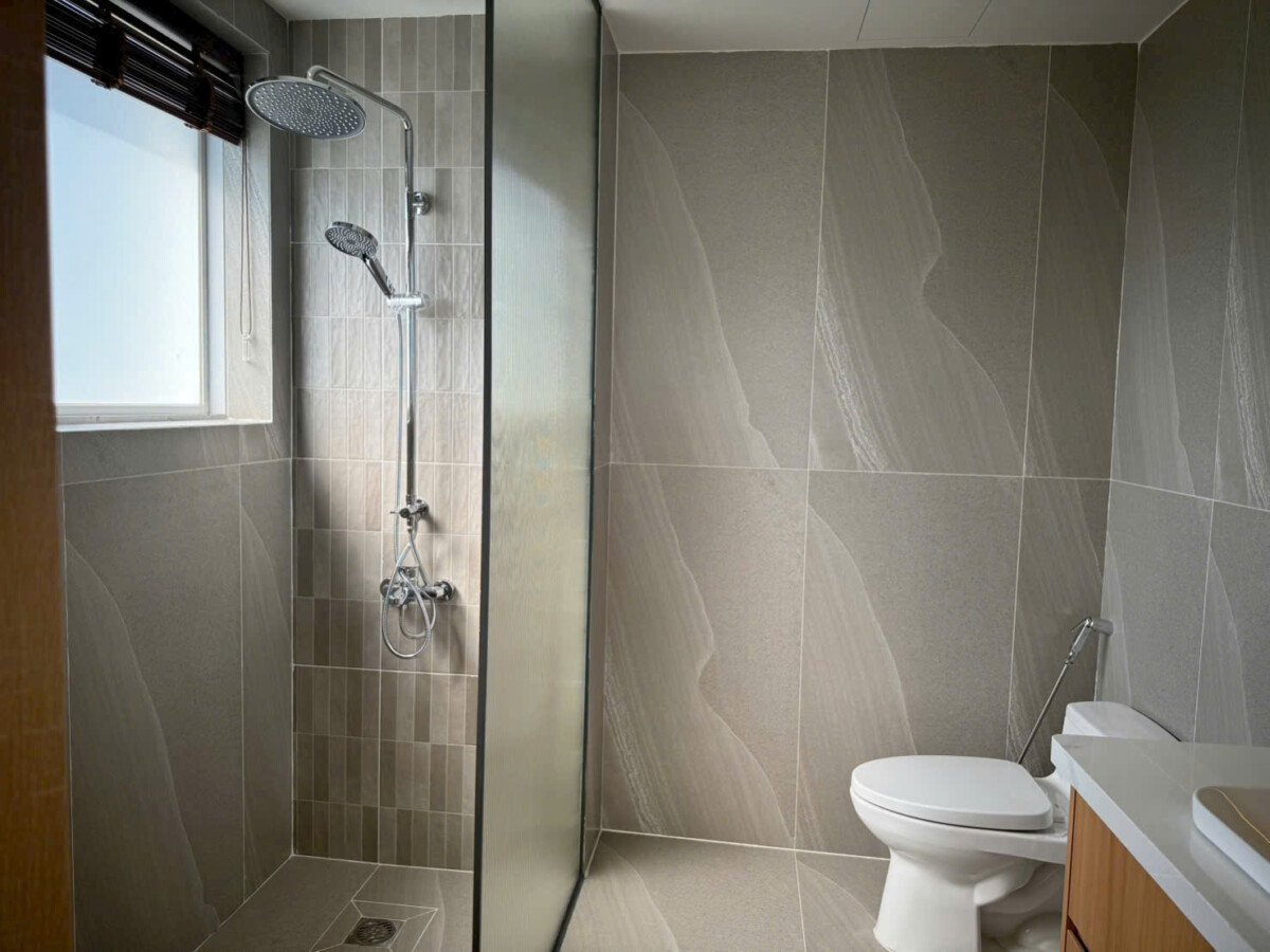 ban can ho happy valley 3 - Bán căn hộ Happy Valley. DT 135m2 Nhà đẹp- Mới- View thoáng- 3 Phòng ngủ-2wc- Nội thất đầy đủ Giá bán 13.6 Tỷ