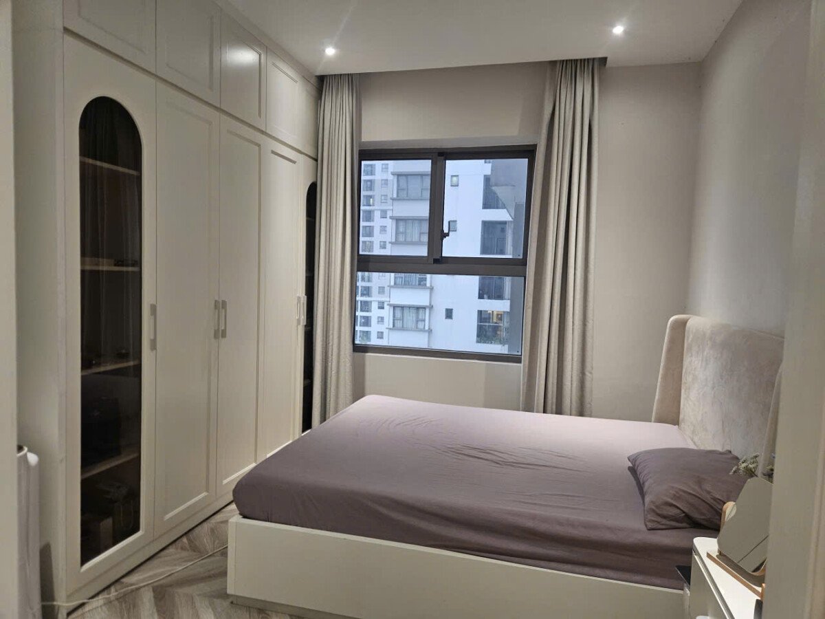 ban can ho saogpn south resdideces 4 - Giá tốt căn hộ Saigon South Residences. DT 71m2 Lầu cao- 2 Phòng-2wc- Nội thất như hình- View hướng Bắc- Giá chỉ 5.650 Tỷ