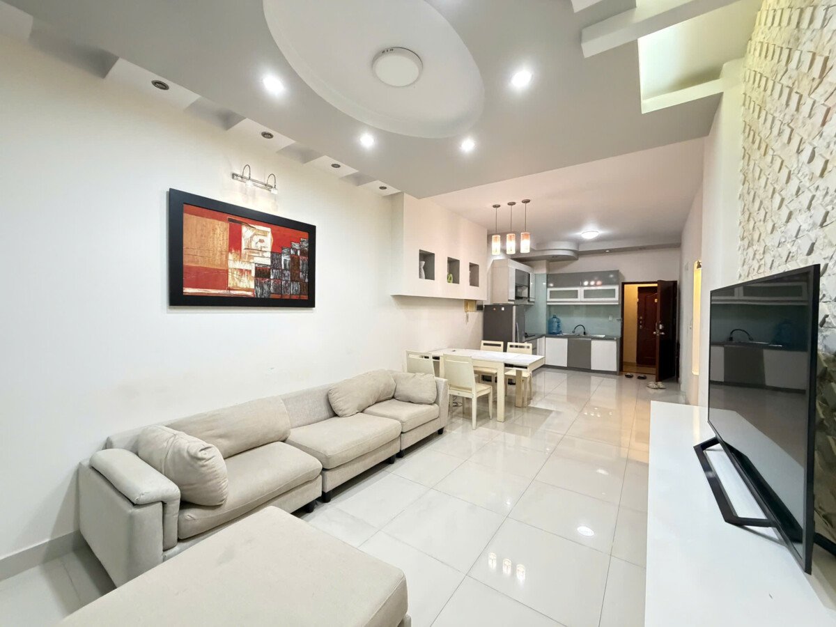 ban can ho sky garden 2 5 2 - Bán căn hộ Sky Garden 2. DT 71m2 Nhà đẹp- lầu cao- Thiết kế 2 Phòng 1wc- Nội thất như hình- Giá 5.150 Tỷ