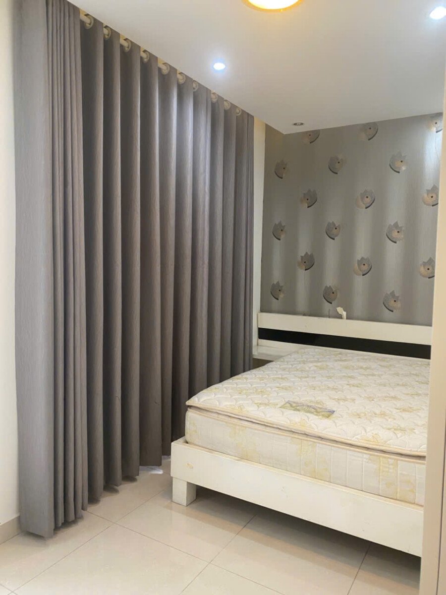 ban can ho sky garden 3 11 2 - Giảm giá sâu bán trước tết căn hộ sky garden 3. DT 70m2 View Bắc- 2pn-2wc- Đang cho thuê 13 Triệu. Giá bán 5.250 Tỷ