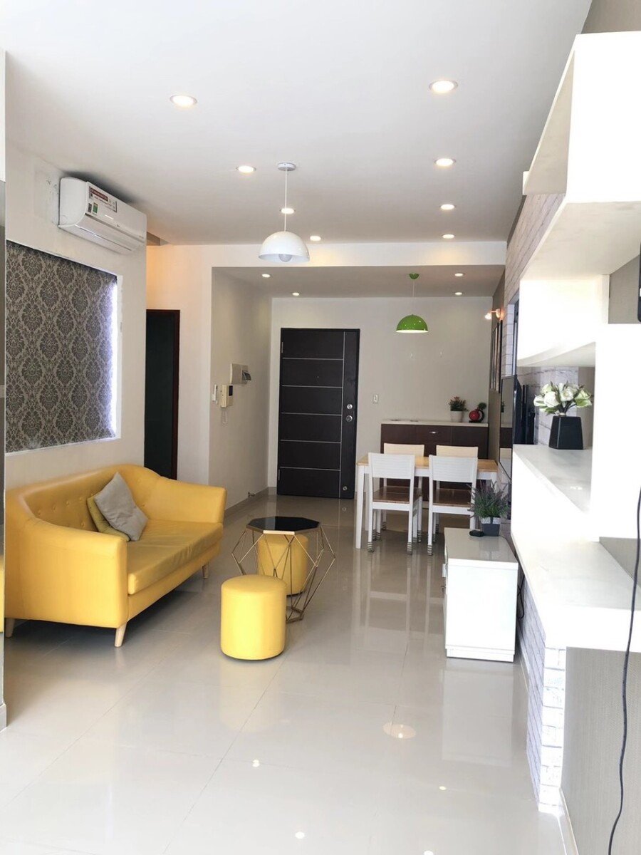 ban can ho sky garden 3 2 2 - Cho thuê căn hộ Sky Garden 3. DT 56m2 Nhà đẹp- 2 Phòng ngủ-1wc- Nội thất đầy đủ- Giá thuê 13 Triệu/Tháng