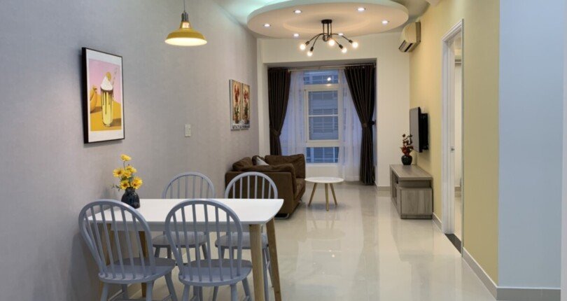 Bán căn hộ Sky Garden 3. DT 56m2 Thiết kế 1 Phòng ngủ và 1wc- Lầu siêu cao- Đang cho thuê 11 Triệu. Giá bán 4.5 Tỷ