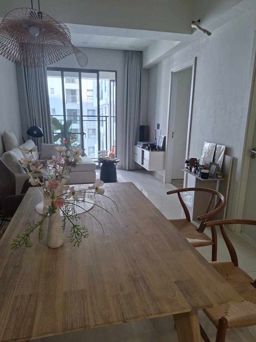 ban can ho ssr - Bán nhanh giá tốt căn hộ Saigon South residences. DT 71m2 Thiết kế 2 Phòng ngủ-2wc- Lầu cao- Nhà đẹp- Giá 5.650 Tỷ