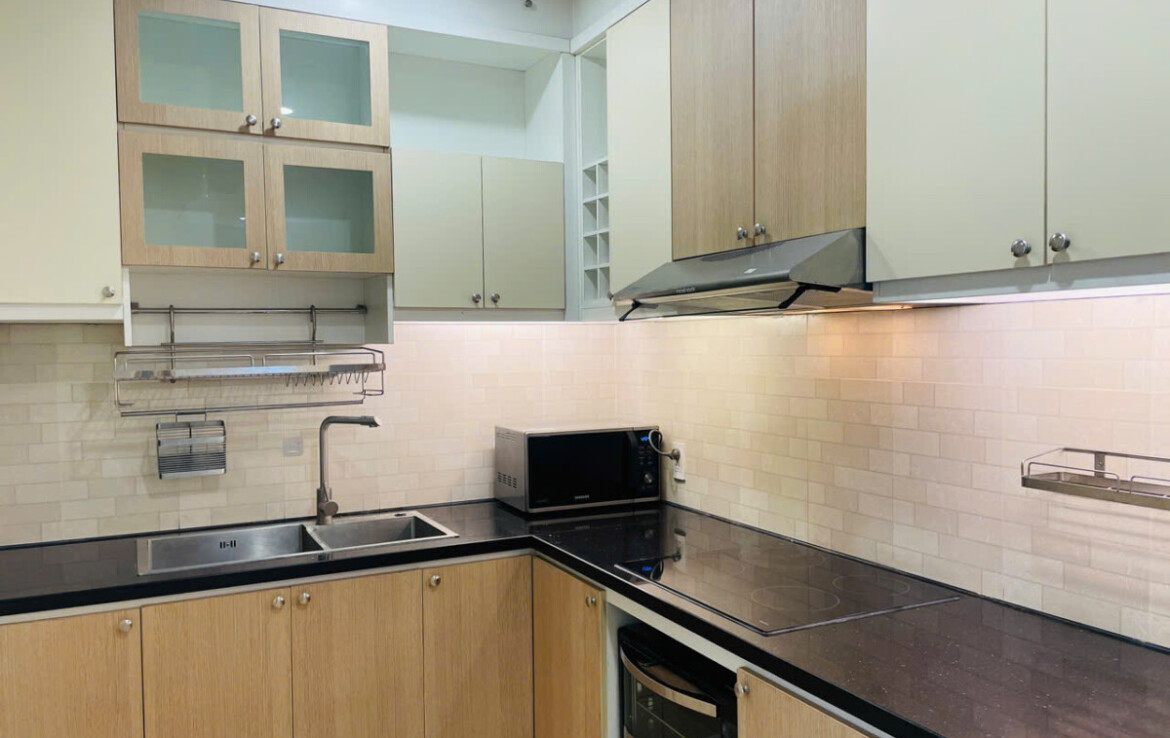 bep can ho ban 10 1170x738 - Gía bán trước Tết căn hộ 77m2, chung cư Scenic Valley 1, 02pn, 7.550 tỷ, nhà có hợp đồng thuê 18tr500/tháng.