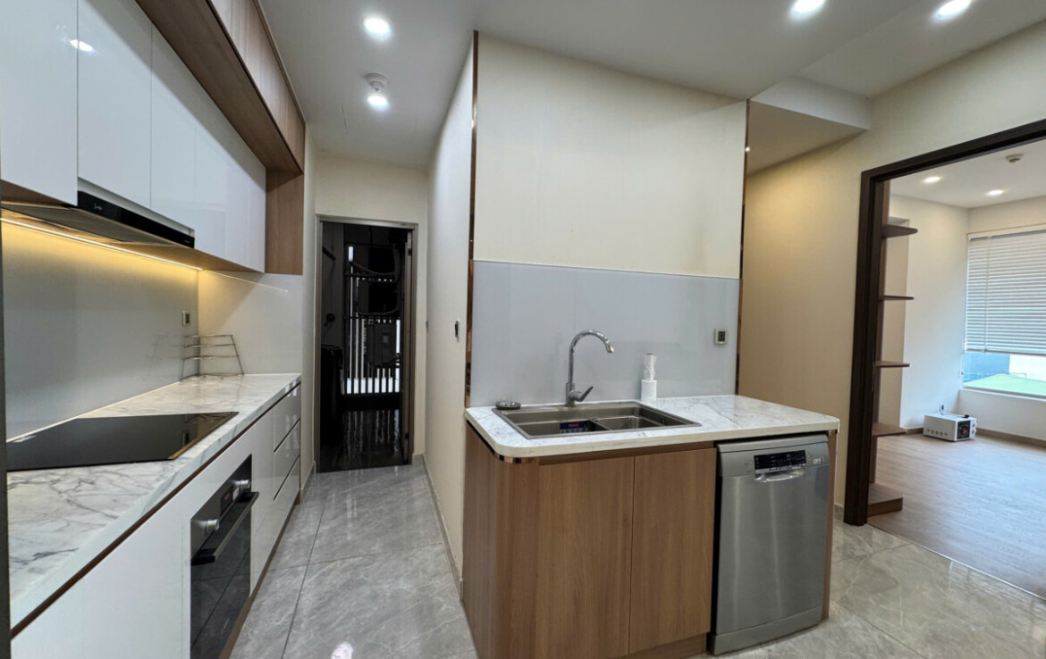 bep can ho can cho thue 4 1170x738 - Cho thuê căn hộ chung cư Midtown The Peak, 02pn, giá 1.300usd/tháng, nội thất đầy đủ.