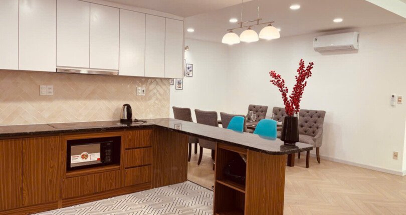 Cho thuê căn hộ 118m2, 03pn, chung cư Grand View A, giá 40tr/tháng, nhà mới, đầy đủ nội thất.