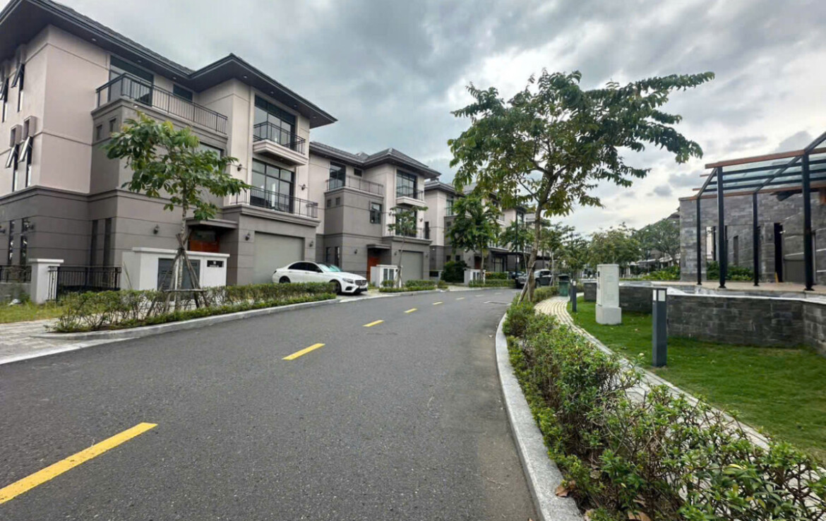 biet thu lien ke khu club house 1170x738 - Giá mua bán nhà Biệt thự đơn lập kdc Zeitgeist gs Nhà Bè T1/2026