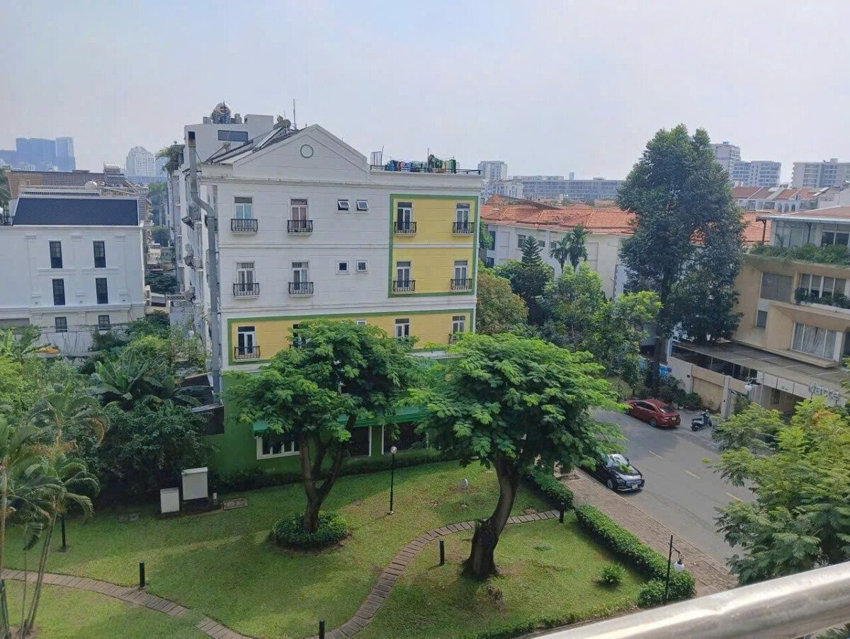 can ho ban lien ke cong vien noi khu - Giá mua bán căn hộ 3pn tòa B chung cư Park View phường Tân Hưng T1/2026