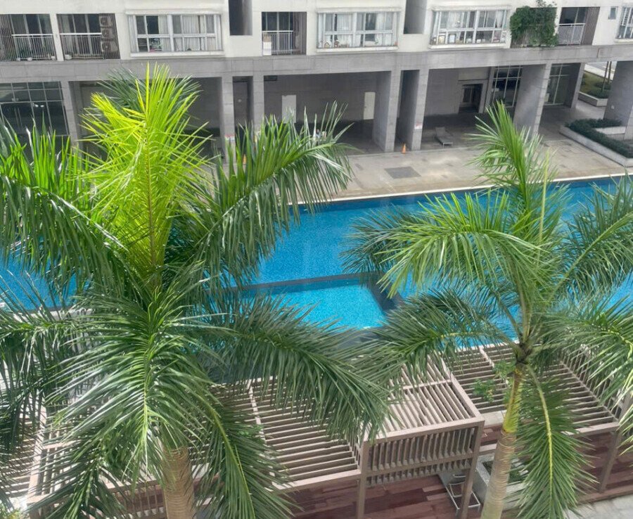 can ho ban lien ke ho boi boi noi khu 900x738 - Giá mua bán căn hộ 2pn 80m2 tòa D view hồ bơi chung cư Scenic Valley 1 t1/2026