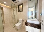 can-ho-co-2-nha-tam-hoan-thien-nhu-hinh
