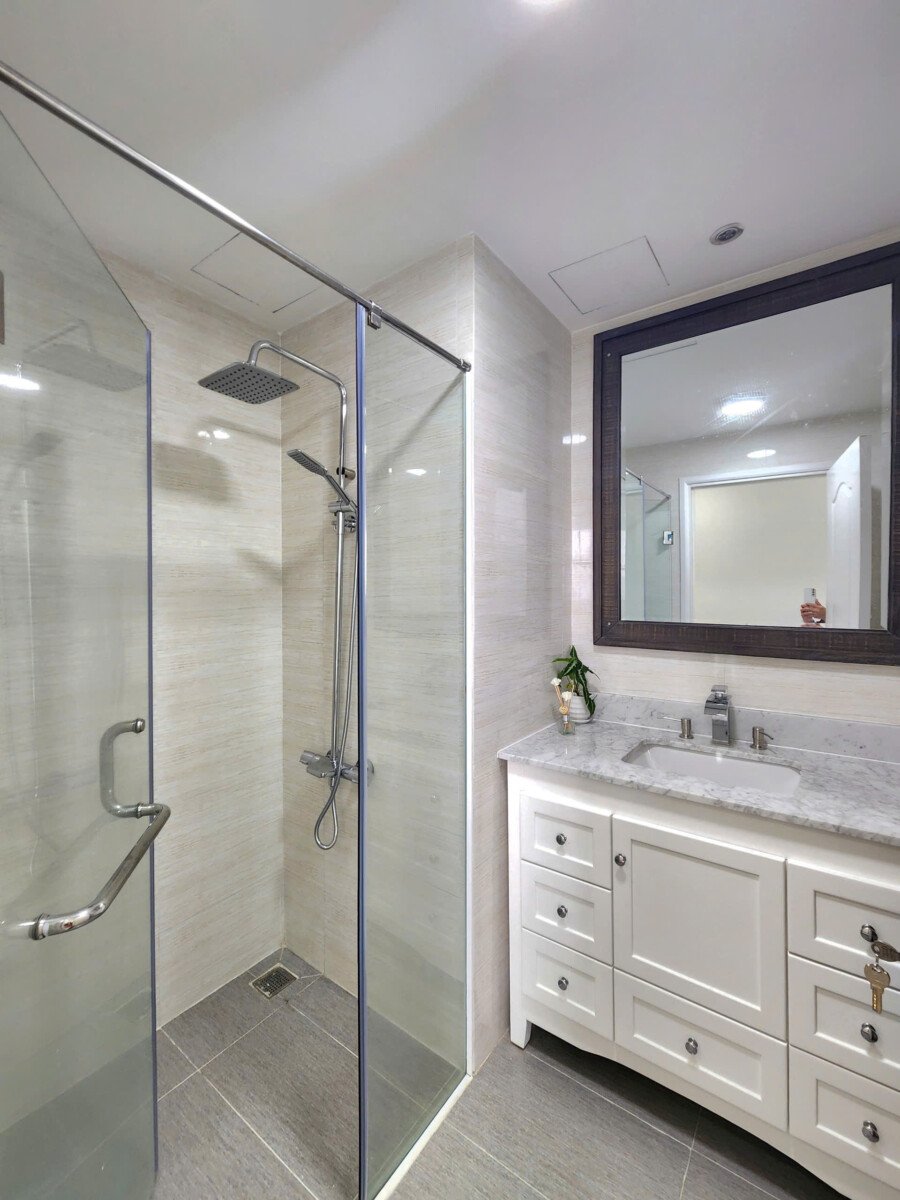 can ho co 2 nha tam hoan thien nhu hinh 4 - Giá mua bán căn hộ 3pn căn số 03 tòa A chung cư Green Valley phường Tân Mỹ T1/2026