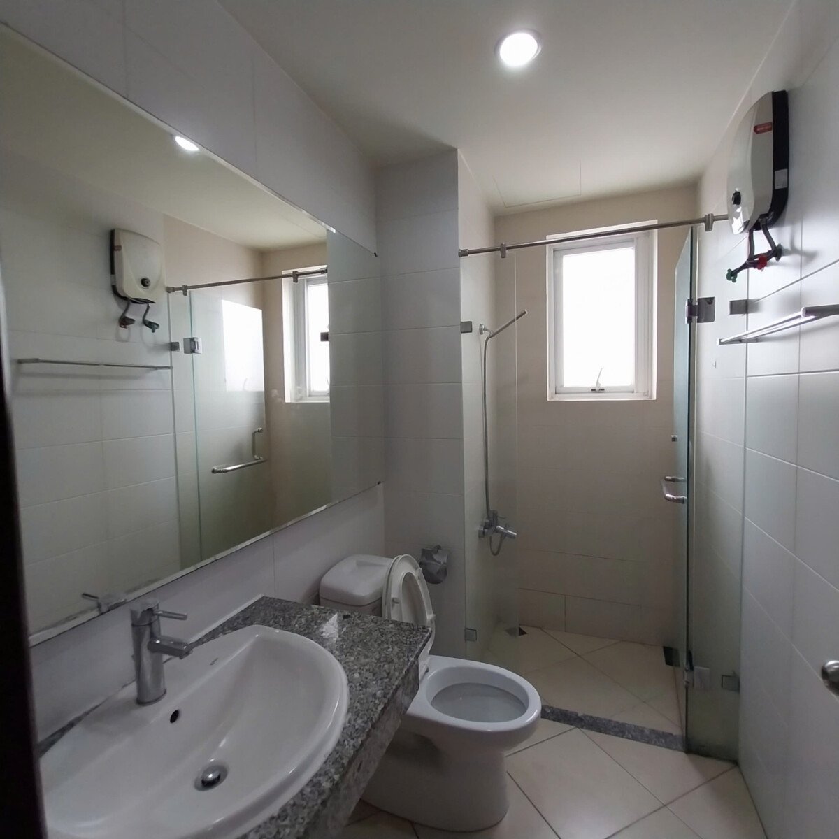 can ho co 2 nha tam hoan thien nhu hinh - Giá mua bán căn hộ 3pn tòa A chung cư Riverside Residence phường Tân Mỹ T1/2026