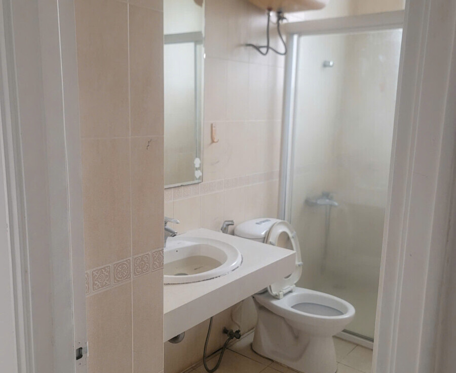 can ho co 2 nha tam hoan thien noi that 900x738 - Giá mua bán căn hộ 3pn tòa A chung cư Cảnh Viên 2 phường Tân Mỹ T1/2026