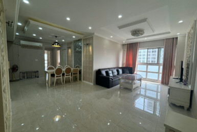 can ho happy can ban 385x258 - Bán căn hộ Happy Valley. DT 135m2 Nhà đầy đủ nội thất- thiết kế 3 Phòng ngủ-2wc- Nhà trống vào ngay. Giá 13.2 Tỷ