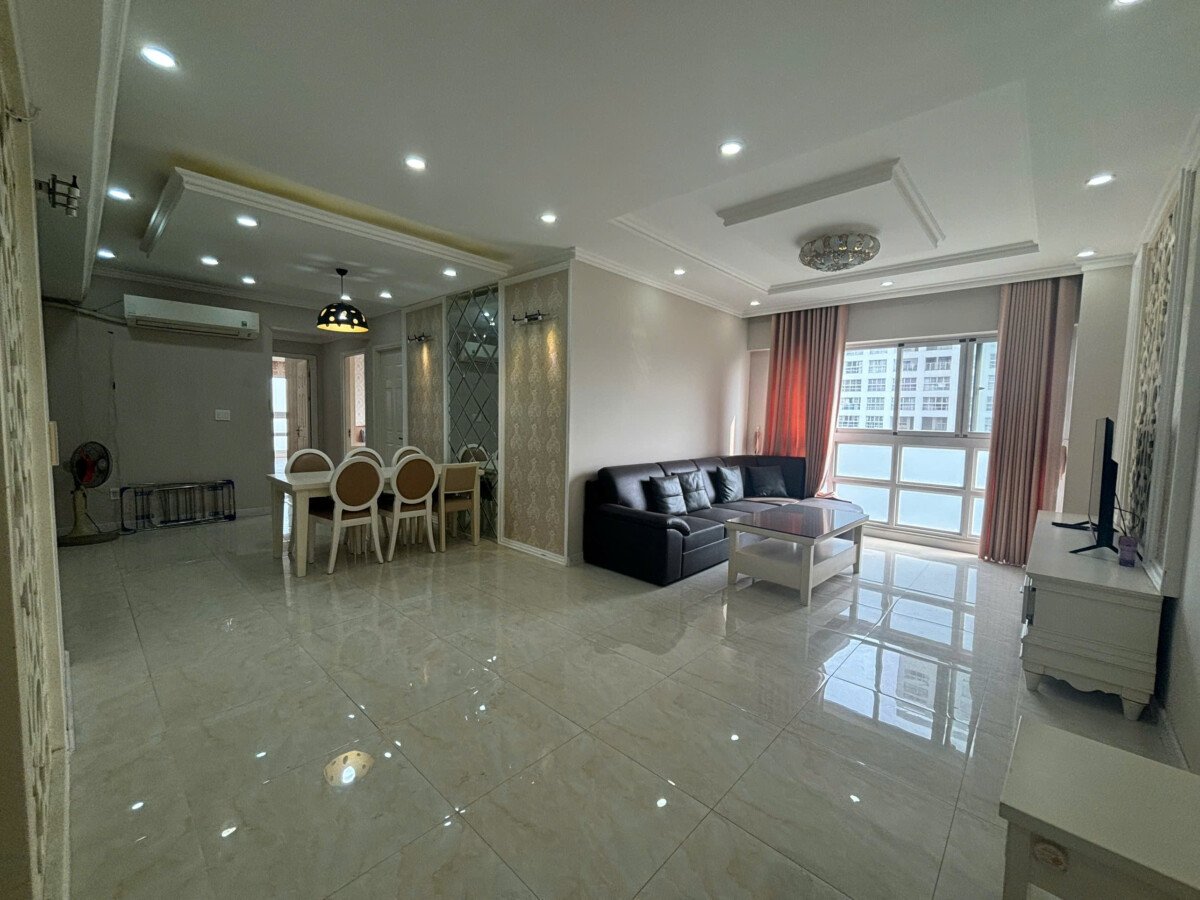 can ho happy can ban - Bán căn hộ Happy Valley. DT 135m2 Nhà đầy đủ nội thất- thiết kế 3 Phòng ngủ-2wc- Nhà trống vào ngay. Giá 13.2 Tỷ