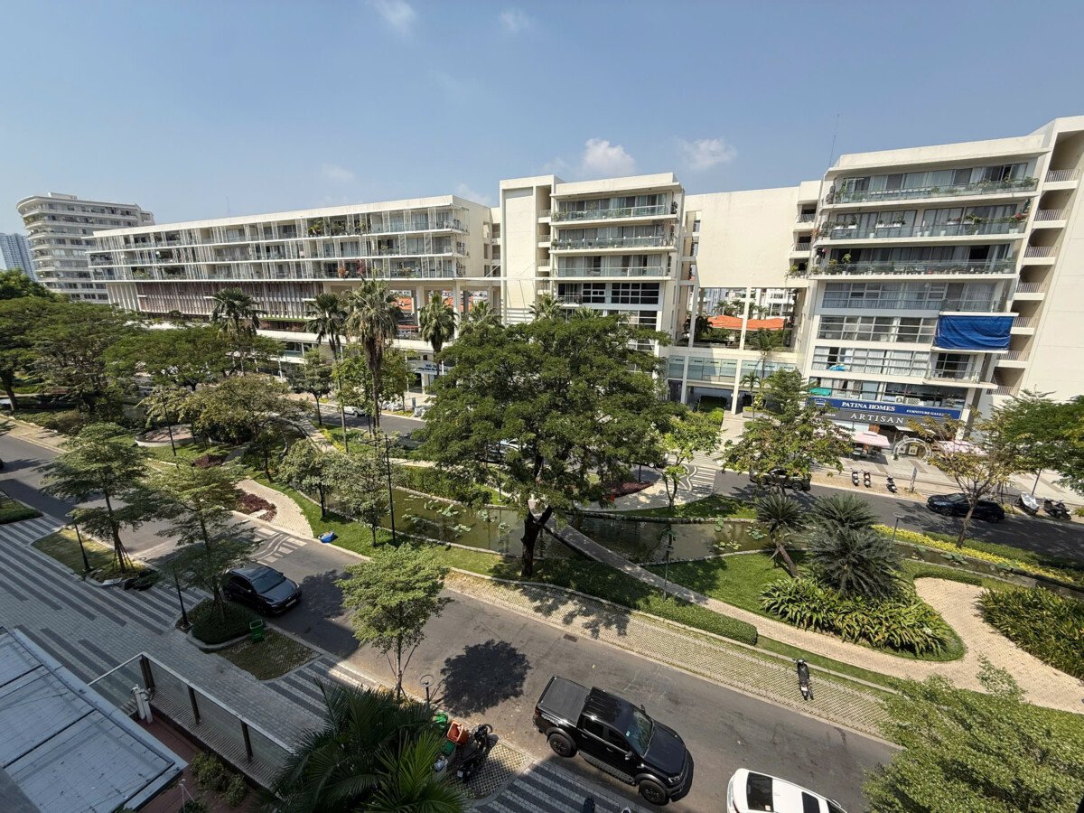 can ho nhin sang chung cu garden plaza - Giá mua bán căn hộ 3pn view Tôn Dật Tiên chung cư The panorama phường Tân Hưng T1/2026