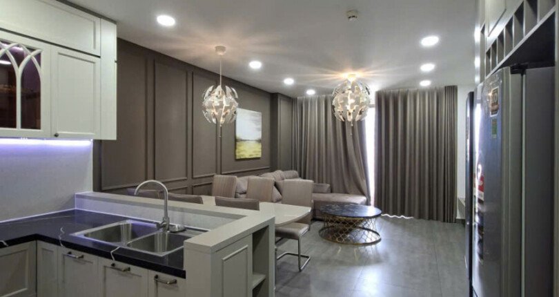 Cho thuê căn hộ Saigon South Residence. DT 104m2 Nội thất cao cấp- 3 phòng ngủ-2wc- View trực diện hồ bơi- Giá 26 Triệu/Tháng