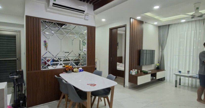 Cho thuê căn hộ Midtown tòa M7- Nhà đẹp diện tích 82m2 Thiết kế 2 Phòng ngủ-2wc- Nội thất đầy đủ- Giá 26 Triệu/Tháng