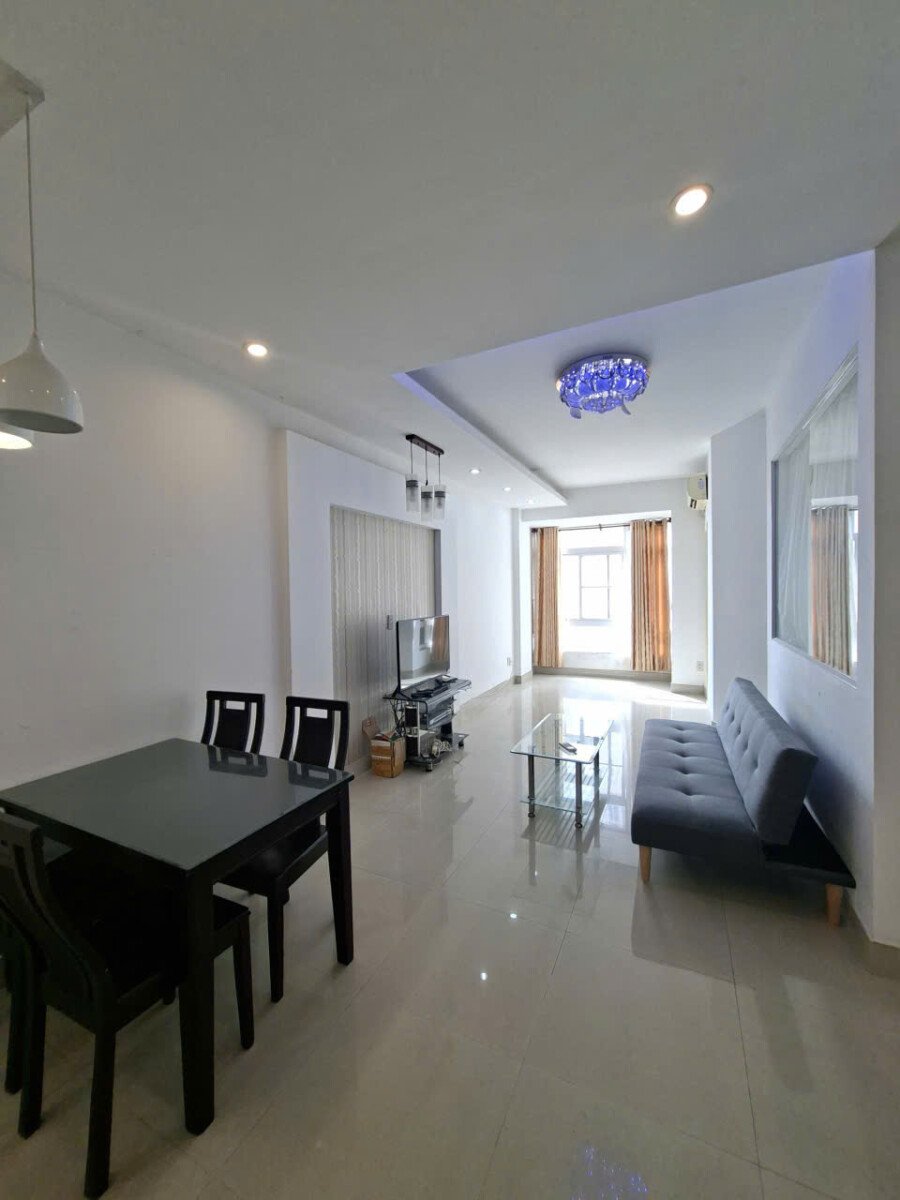 cho thue can ho sky garden 3 1 4 - Cho thuê căn hộ Sky Garden 3. DT 56m2 Thiết kế 2 Phòng ngủ và 1wc- Nội thất như hình- Giá thuê 12 Triệu/Tháng