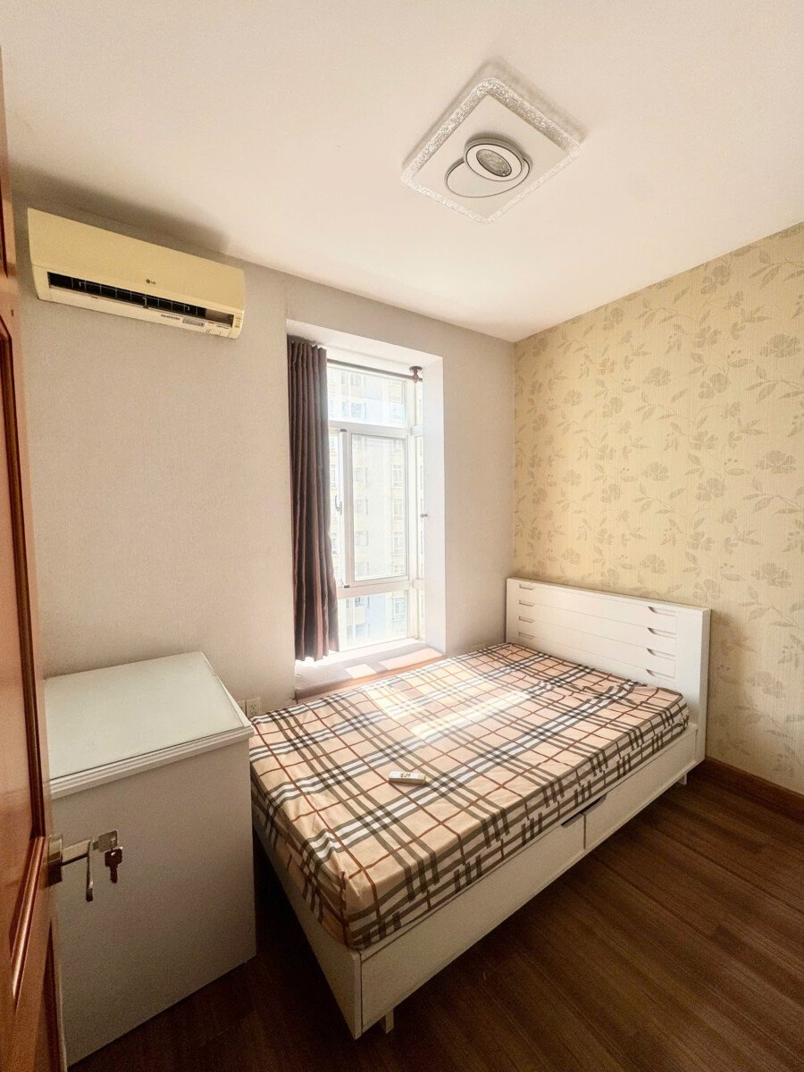 cho thue can ho sky garden 3 11 1 - Cho thuê căn hộ Sky Garden 3. DT 56m2 Lầu trung- Nhà mới sơn sửa- 2 Phòng ngủ-1wc- Nội thất như hình- Giá 14 Triệu/Tháng