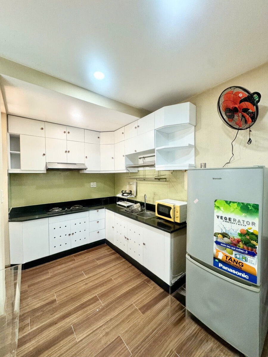 cho thue can ho sky garden 3 12 1 - Cho thuê căn hộ Sky Garden 3. DT 56m2 Lầu trung- Nhà mới sơn sửa- 2 Phòng ngủ-1wc- Nội thất như hình- Giá 14 Triệu/Tháng