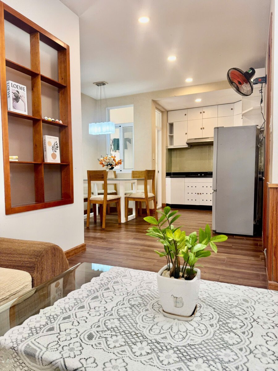 cho thue can ho sky garden 3 3 2 - Cho thuê căn hộ Sky Garden 3. DT 56m2 Lầu trung- Nhà mới sơn sửa- 2 Phòng ngủ-1wc- Nội thất như hình- Giá 14 Triệu/Tháng