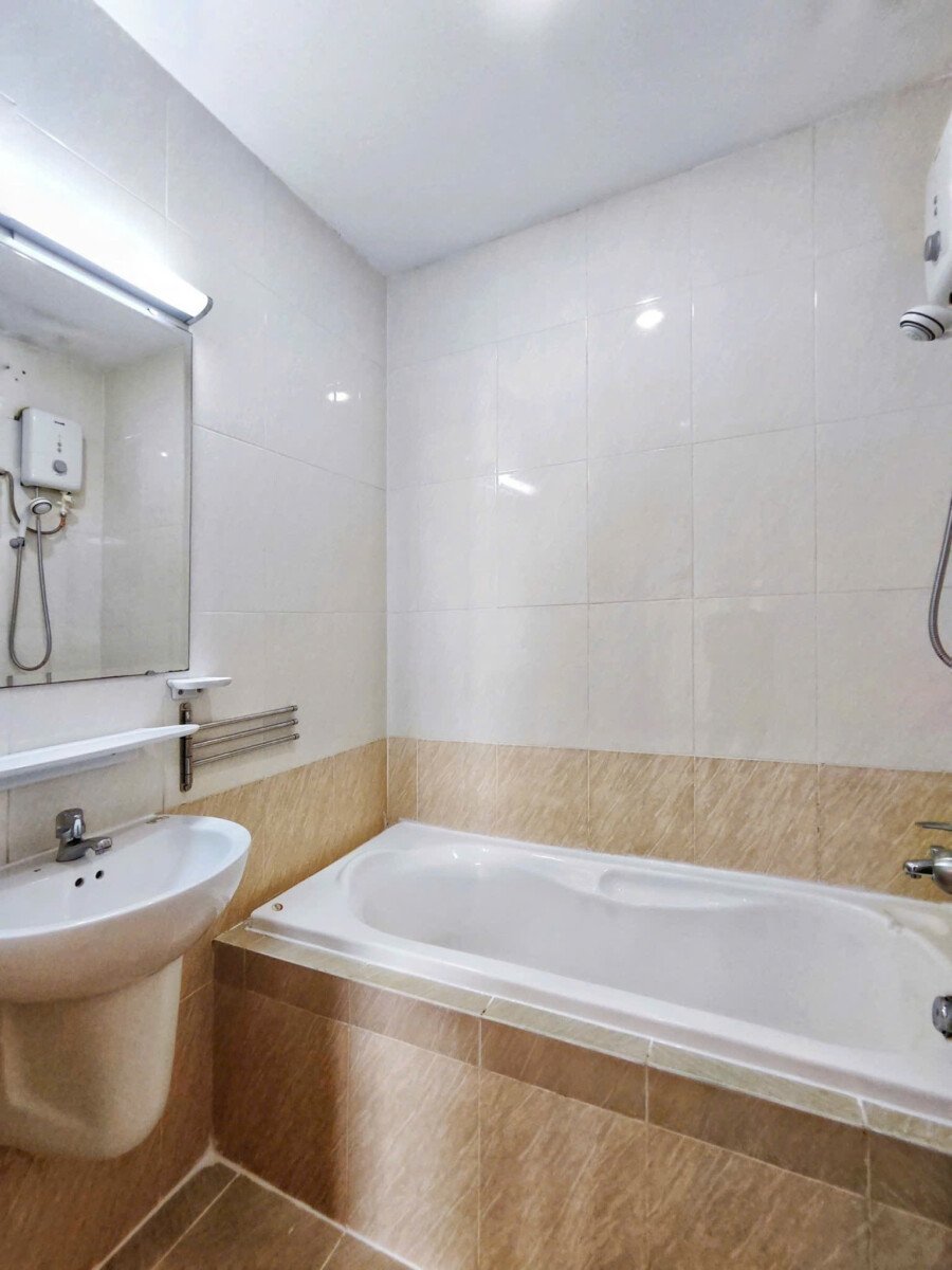 cho thue can ho sky garden 3 8 1 - Cho thuê căn hộ Sky Garden 3. DT 68m2 Lầu cao- Nội thất đầy đủ- 2 Phòng ngủ-2wc- Nhà đang trống vào ngay. Giá 16 Triệu/Tháng