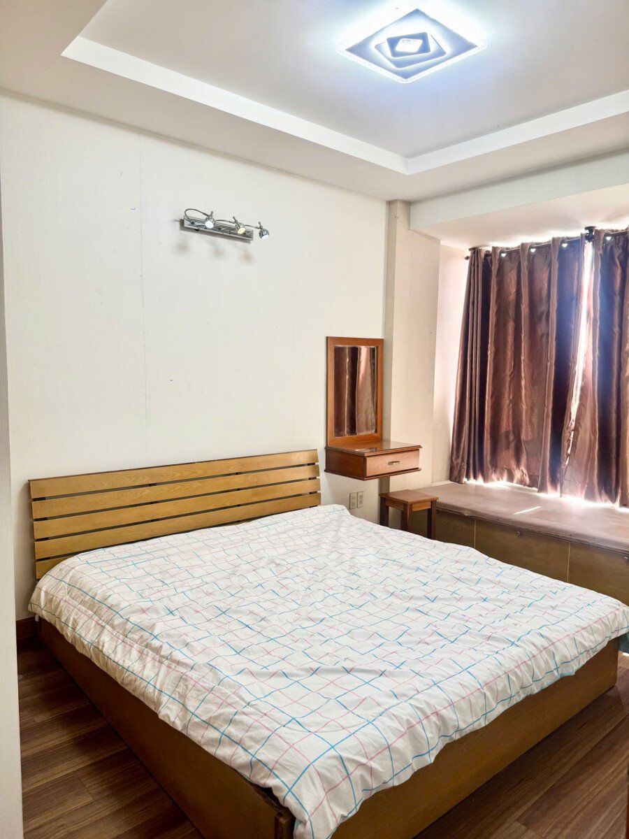 cho thue can ho sky garden 3 9 3 - Cho thuê căn hộ Sky Garden 3. DT 56m2 Lầu trung- Nhà mới sơn sửa- 2 Phòng ngủ-1wc- Nội thất như hình- Giá 14 Triệu/Tháng