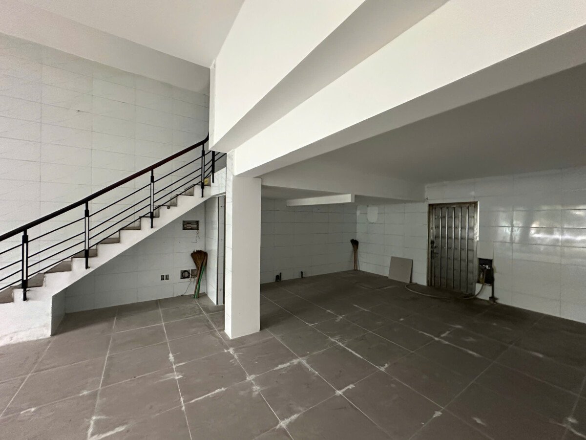 cho thue mat bang kinh doanh - Cho thuê nguyên căn mặt tiền Nguyễn Văn Linh. PMH Tổng diện tích 300m2- trệt và 3 lầu- Vị trí đẹp- Giá 65 Triệu/Tháng