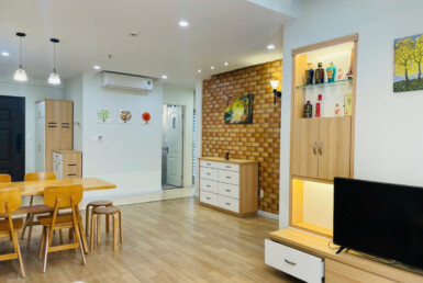 goc bep va phong an 385x258 - Giá mua bán căn hộ 2pn - 77m2 tòa H chung cư Scenic Valley 1 phường Tân Mỹ T1/2026