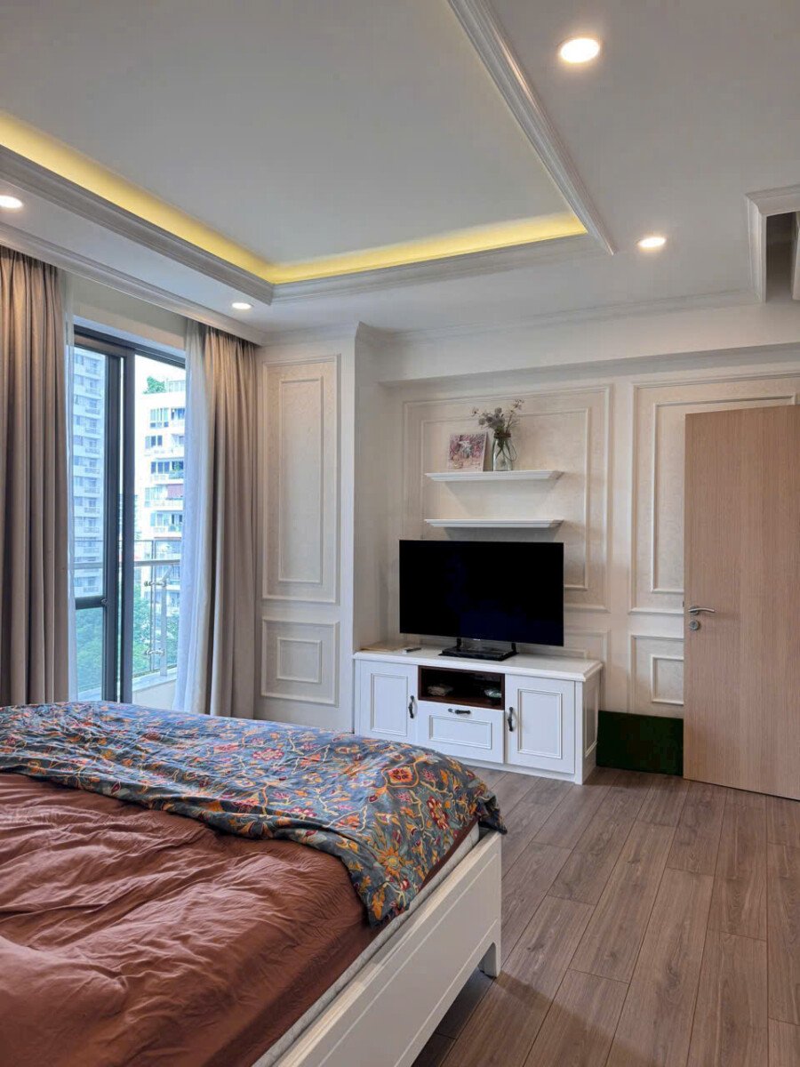 goc phong ngu lon - Giá mua bán căn hộ 2pn tòa B chung cư Riverpark Premier phường Tân Hưng T1/2026
