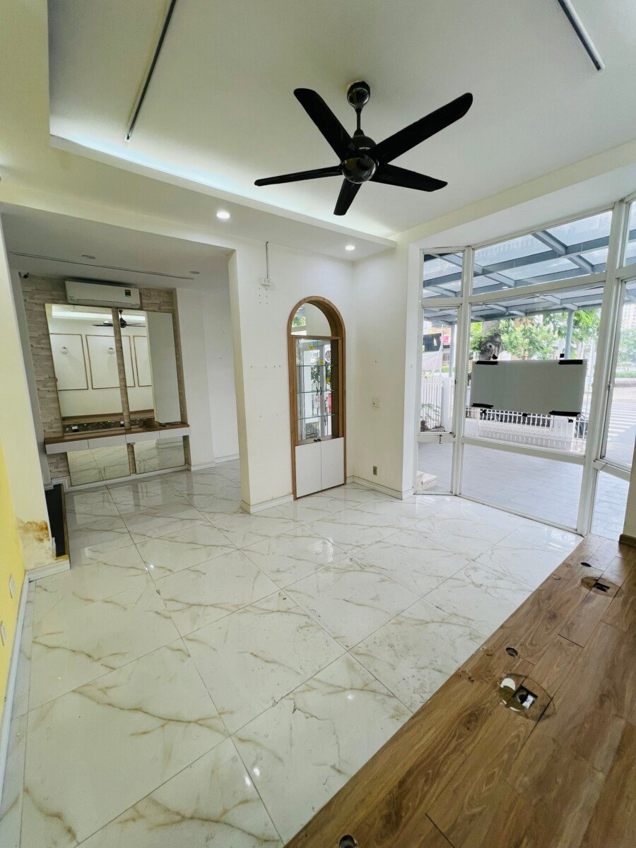 hien trang nha trong hoan thien co ban - Giá mua bán nhà Biệt thự nguyên căn Đường số 16 khu Mỹ Văn 1 phường Tân Mỹ T1/2026
