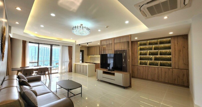 Bán gấp căn hộ 3pn diện tích 130m2 chung cư Riverpark Premier nội thất cao cấp giá 21 tỷ