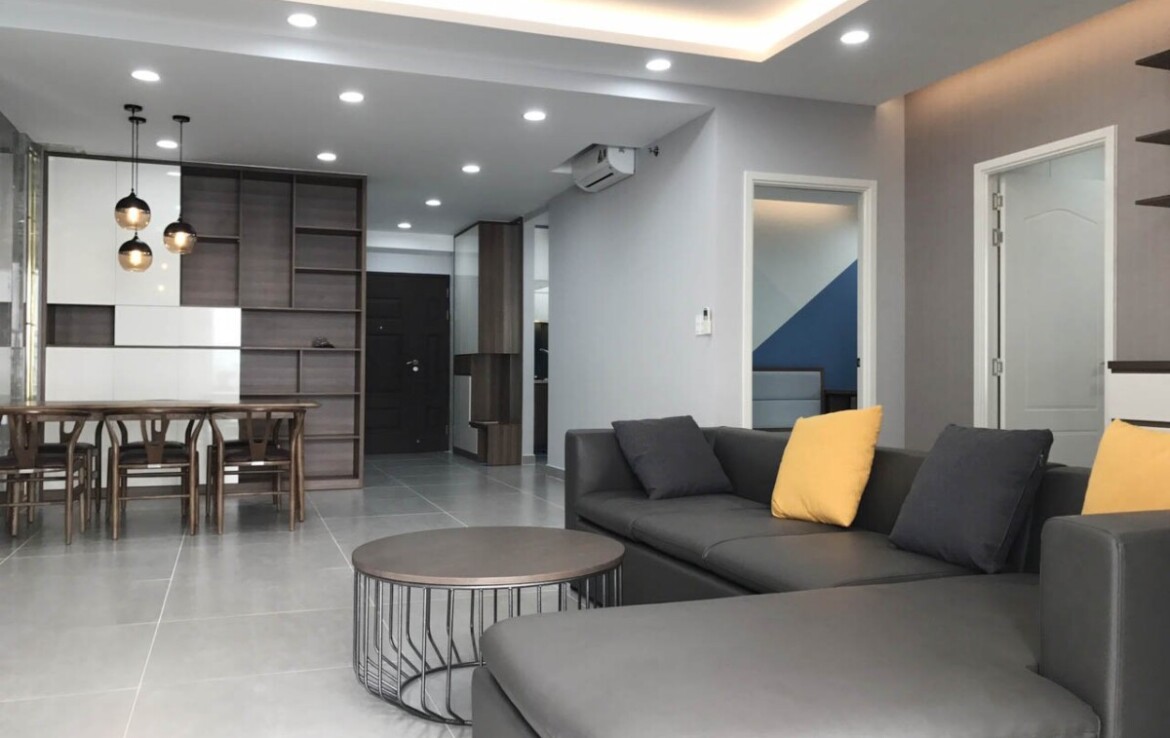 hinh anh phong khach can ho can cho thue 1170x738 - Bán căn hộ 110m2, 02pn, chung cư Scenic Valley 1, giá 10.9 tỷ, nhà đang có hợp đồng thuê ổn định.