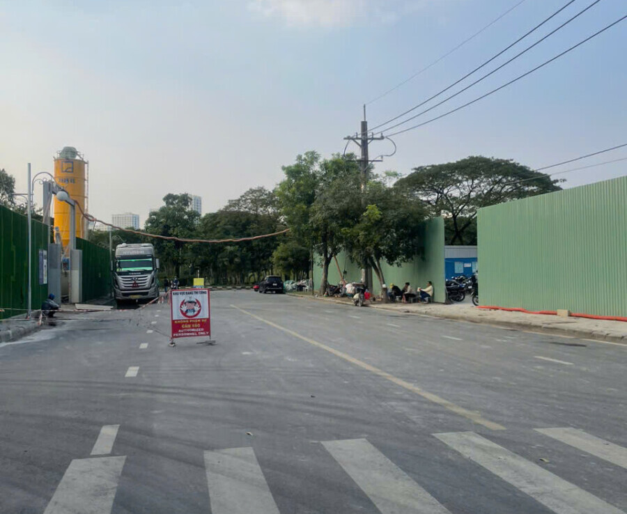 huong dong bac casa luna lien ke duong do doc tuyet 900x738 - Giá mua bán căn hộ 4pn tòa A chung cư Casa Luna Phường Tân Hưng T2/2026