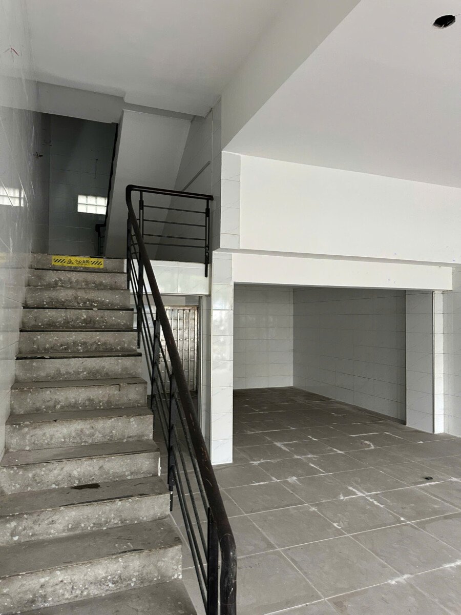 ket cau 1 tret 3 lau - Cho thuê nguyên căn mặt tiền Nguyễn Văn Linh. PMH Tổng diện tích 300m2- trệt và 3 lầu- Vị trí đẹp- Giá 65 Triệu/Tháng